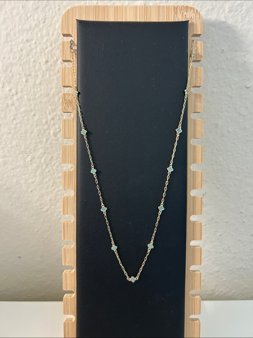 Anthropologie Tiny Clover Chain Necklace in Mint